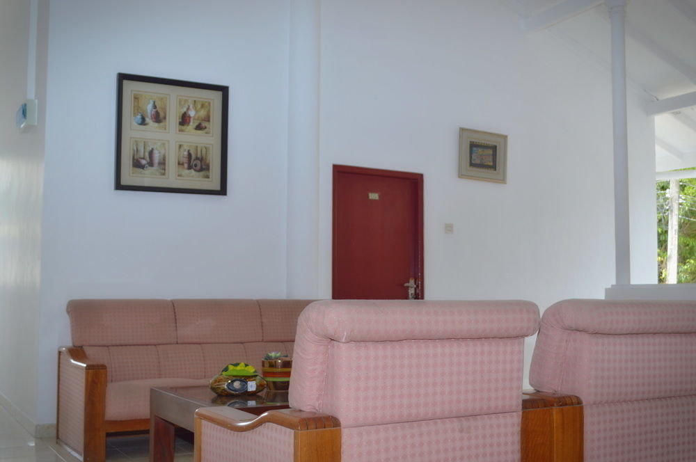 Hotel Empryean Katunayaka Exteriér fotografie