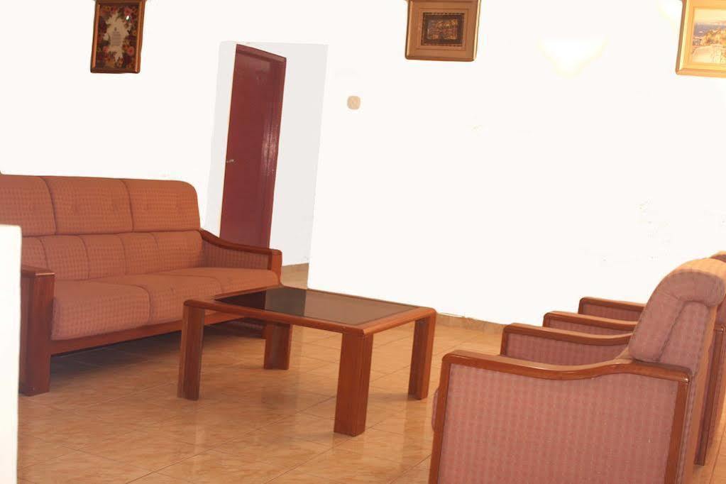 Hotel Empryean Katunayaka Exteriér fotografie