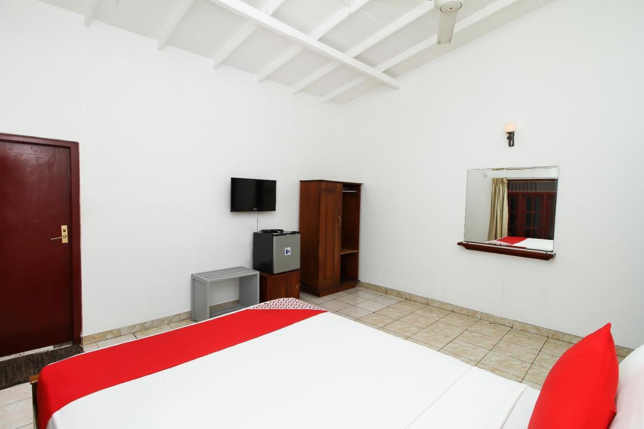 Hotel Empryean Katunayaka Exteriér fotografie